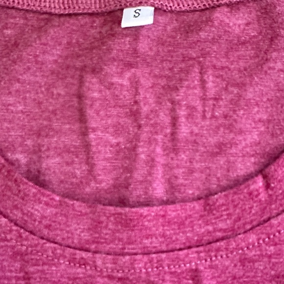 ‘Tis The Season Marled Burgundy Seasonal Graphic T-Shirt - Picture 3 of 4